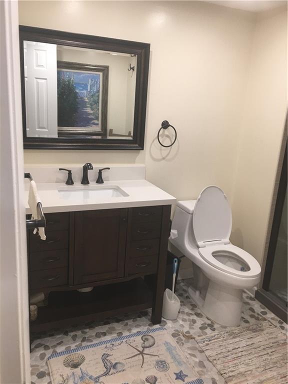 Racquet Club Apartments - Residential