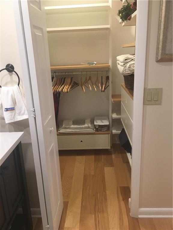 Racquet Club Apartments - Residential