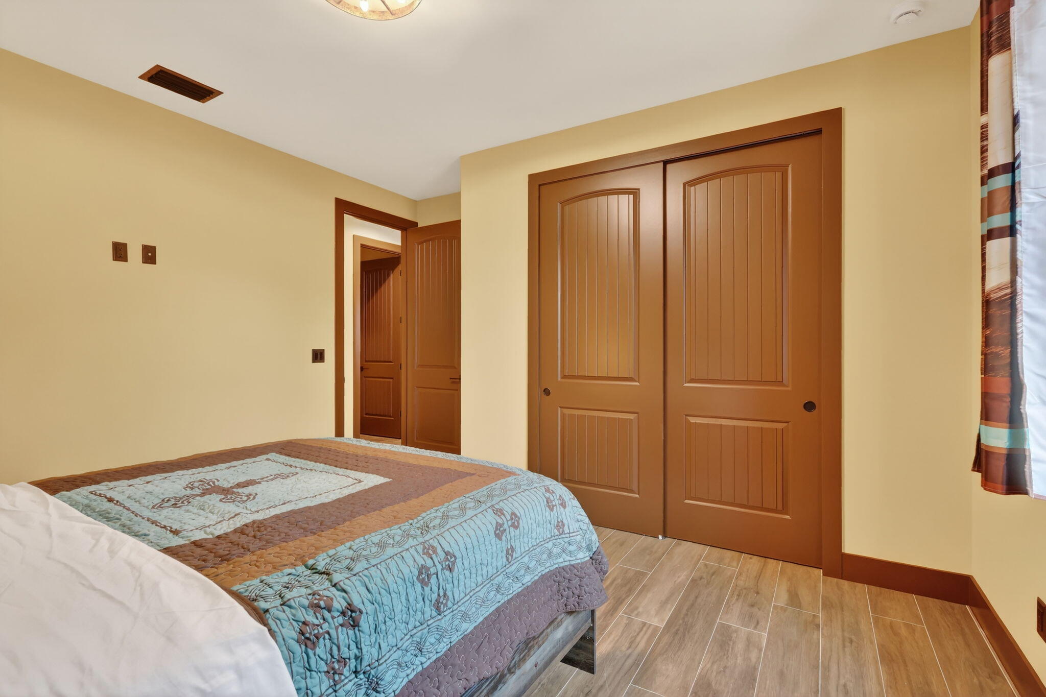 VIKING 2 (MKT) - Residential