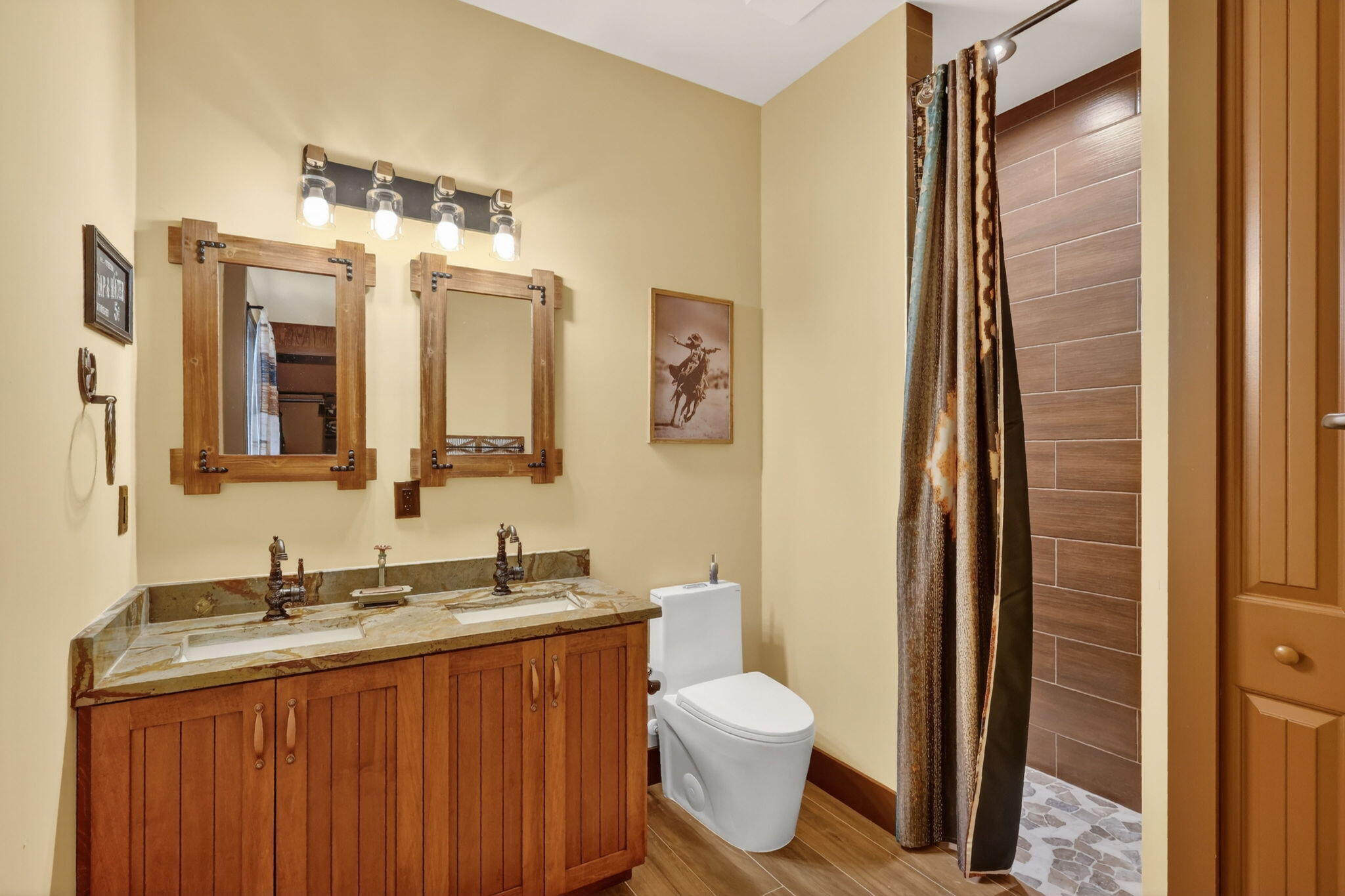 VIKING 2 (MKT) - Residential