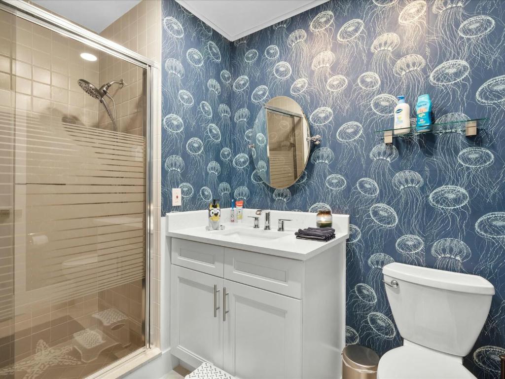 EASTGATE AT HUNTERS RUN CONDO - Residential