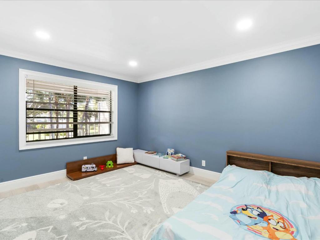 EASTGATE AT HUNTERS RUN CONDO - Residential