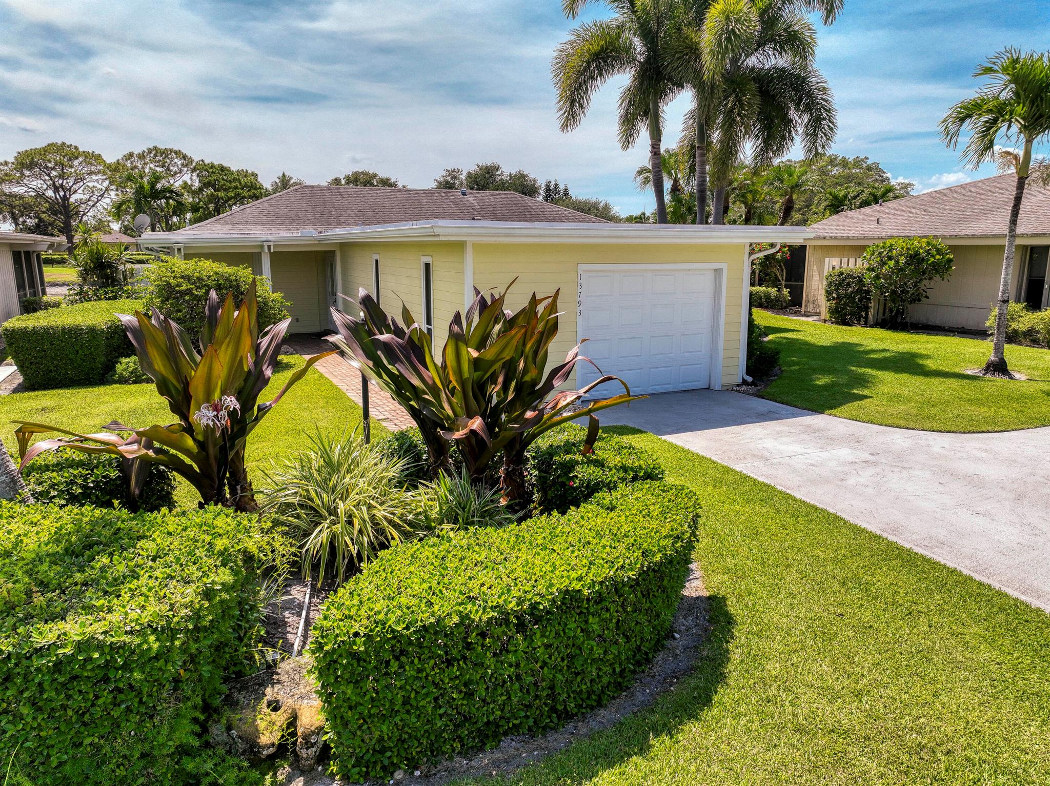 13793 Whispering Lakes Lane