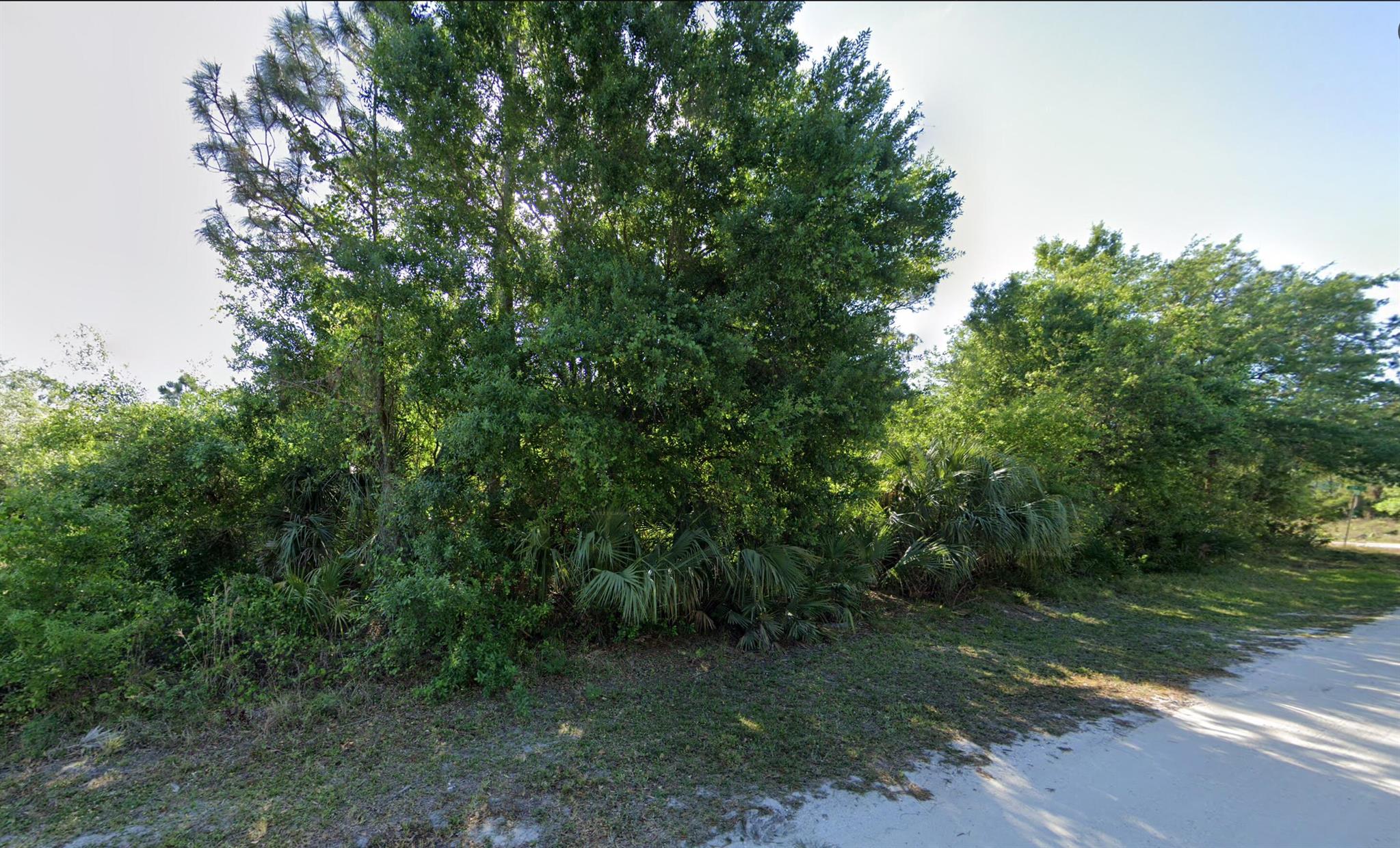 Relocating to Florida? This 0.22-acre property in Vero Lake Estates is perfect for your dream home. This lot is nestled in a peaceful subdivision offering easy living away from the hustle and bustle of the city. Approx 100 miles to Disney World, Universal Studios and Sea World. While Vero Lake Estates can provide you with some of the privacy and recreational space you want, you will find that this community is conveniently located less than 10 miles from the ocean and is even closer to the interstate for easy commuting.
