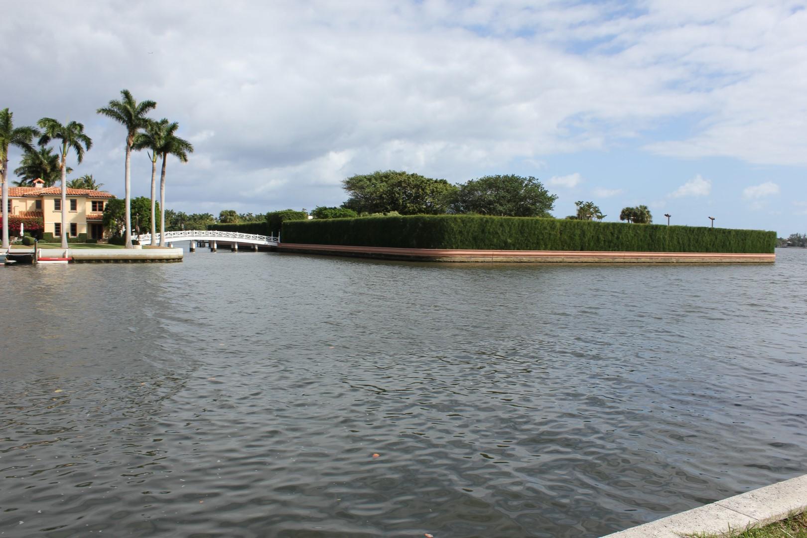 EVERGLADES ISLAND - Land