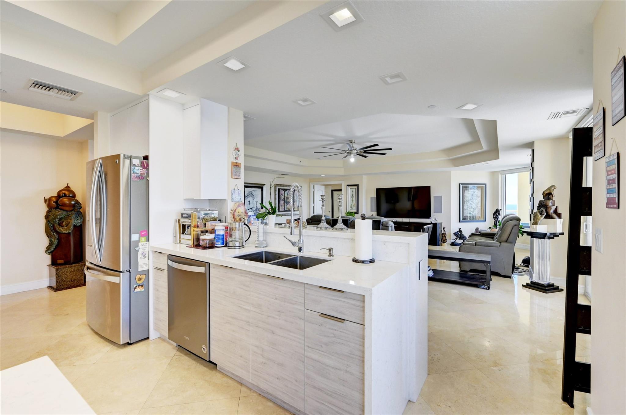 Aquamarine Condo - Residential Lease
