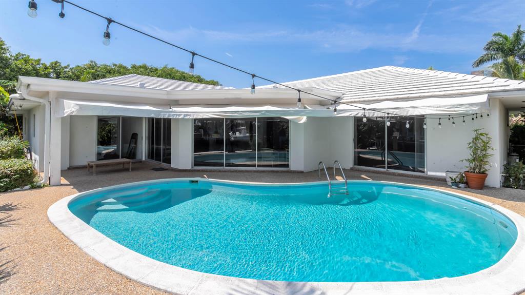 TROPIC ISLE 2ND SEC - Residential