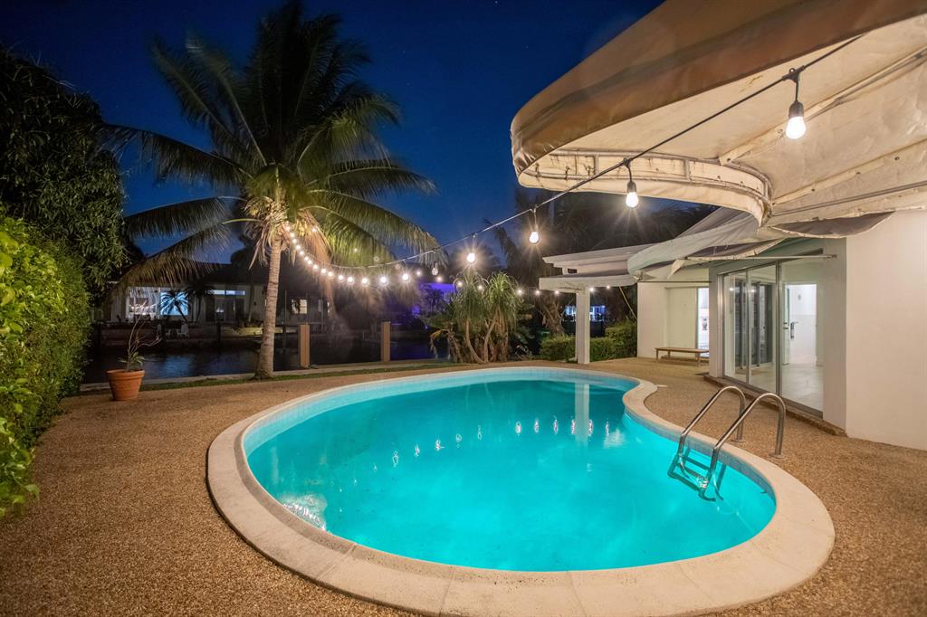 TROPIC ISLE 2ND SEC - Residential