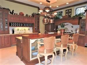 HARBOUR ISLES - Residential