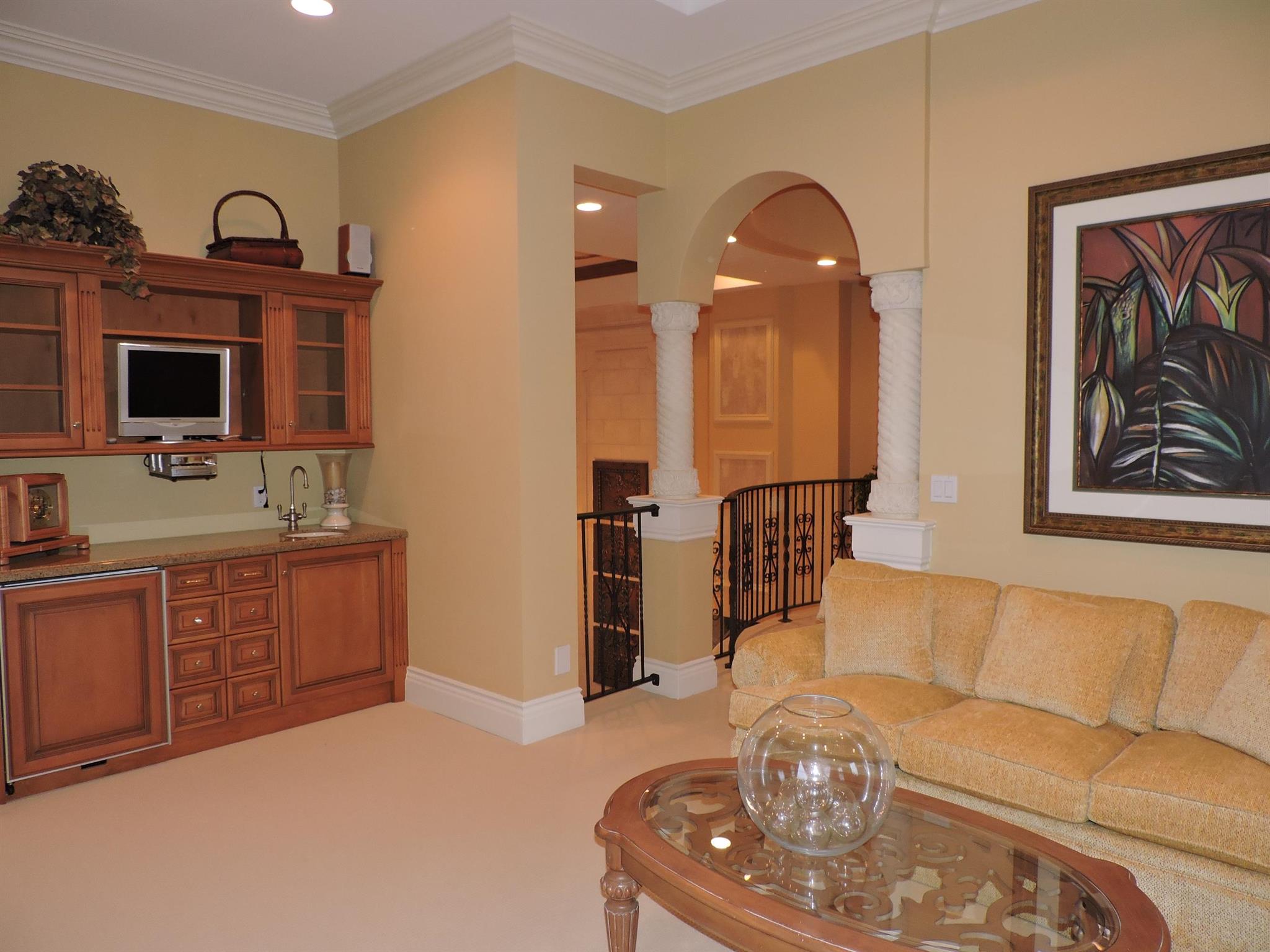 HARBOUR ISLES - Residential