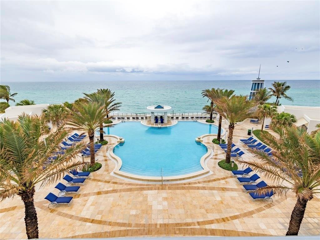 OCEAN PALMS - Residential