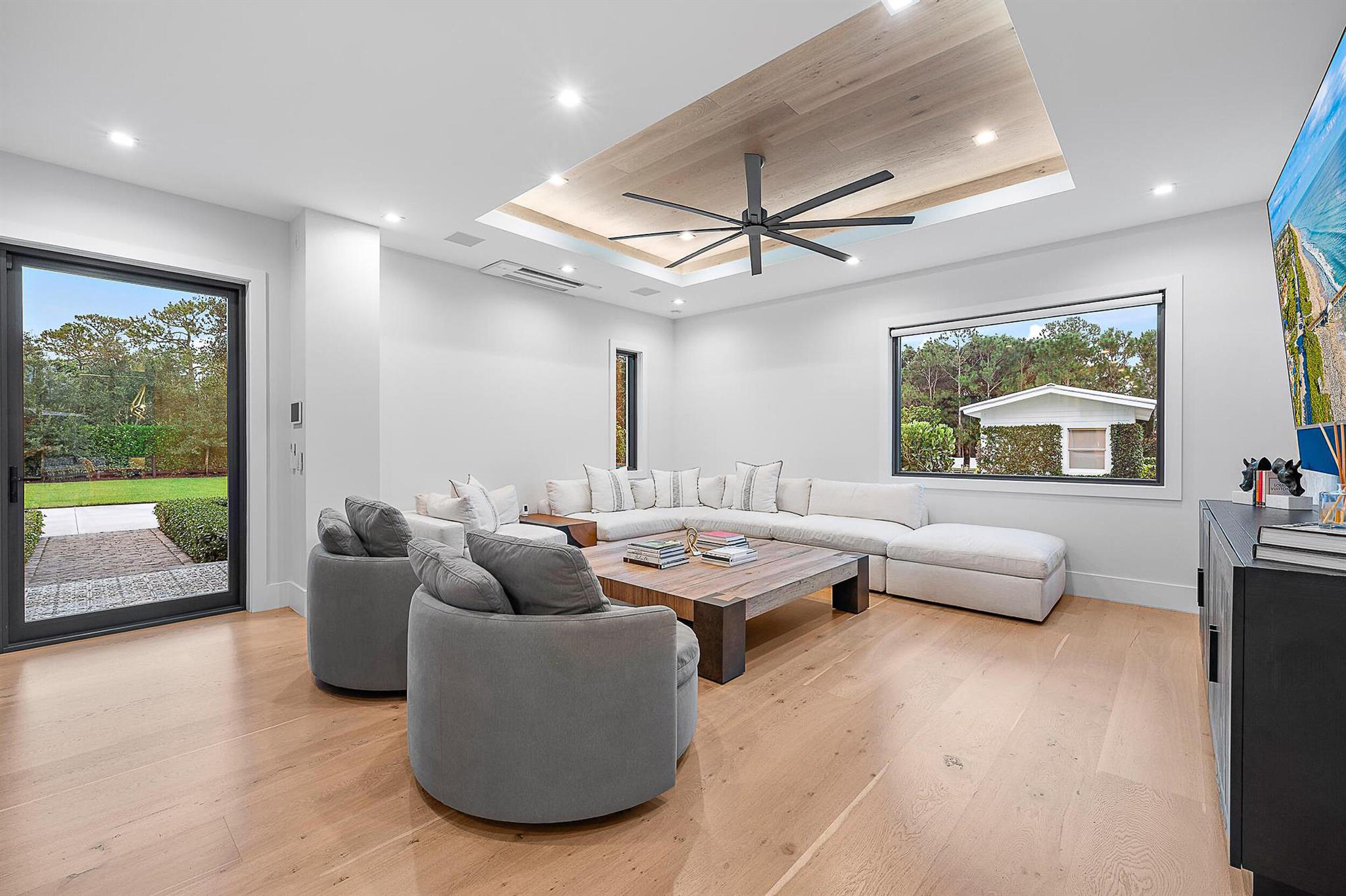 Caloosa - Residential