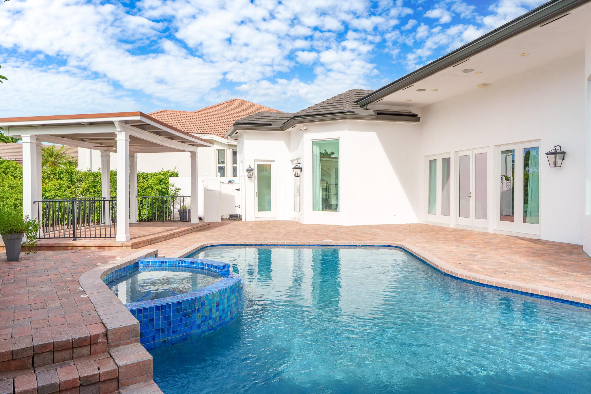 ADDISON RESERVE - Residential