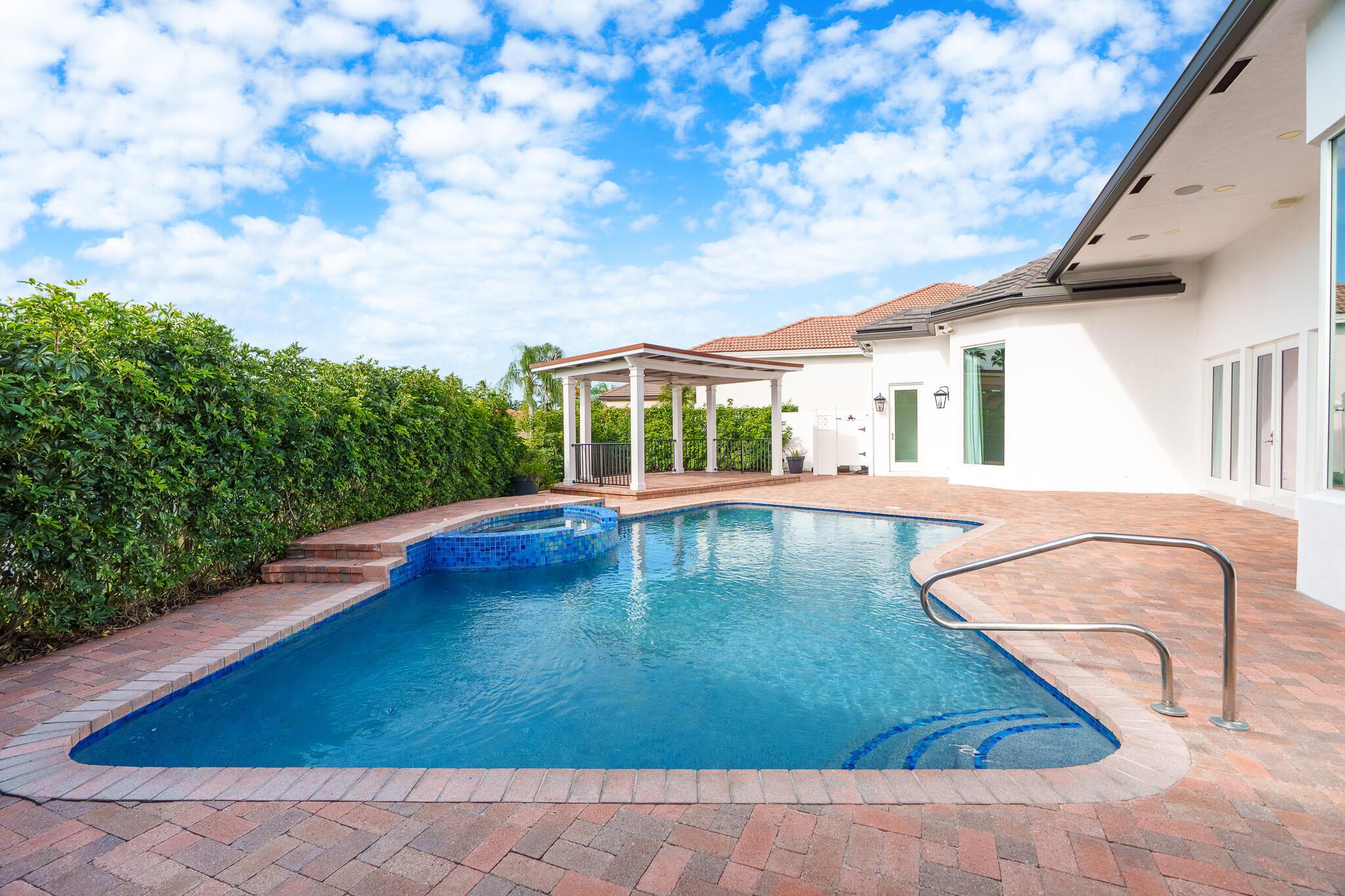 ADDISON RESERVE - Residential