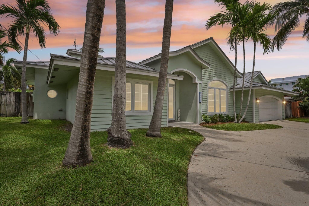 Photo of 4911 NE 25TH Avenue, Lighthouse Point, FL 33064 (MLS # B26055012)
