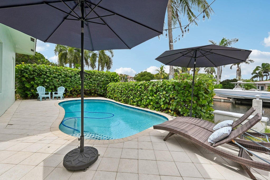 Photo of 4911 NE 25TH Avenue, Lighthouse Point, FL 33064 (MLS # B26055012)