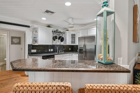 Tiny photo for 4911 NE 25TH Avenue, Lighthouse Point, FL 33064 (MLS # B26055012)