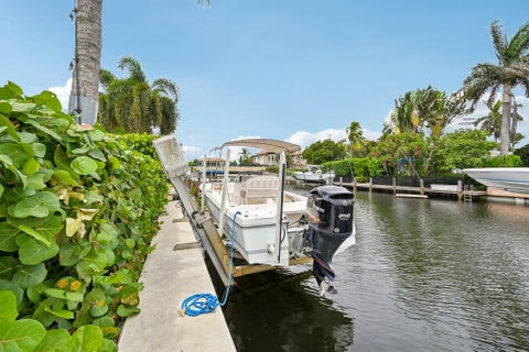 Tiny photo for 4911 NE 25TH Avenue, Lighthouse Point, FL 33064 (MLS # B26055012)