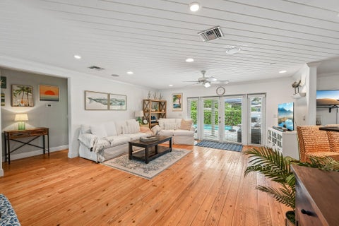 Tiny photo for 4911 NE 25TH Avenue, Lighthouse Point, FL 33064 (MLS # B26055012)