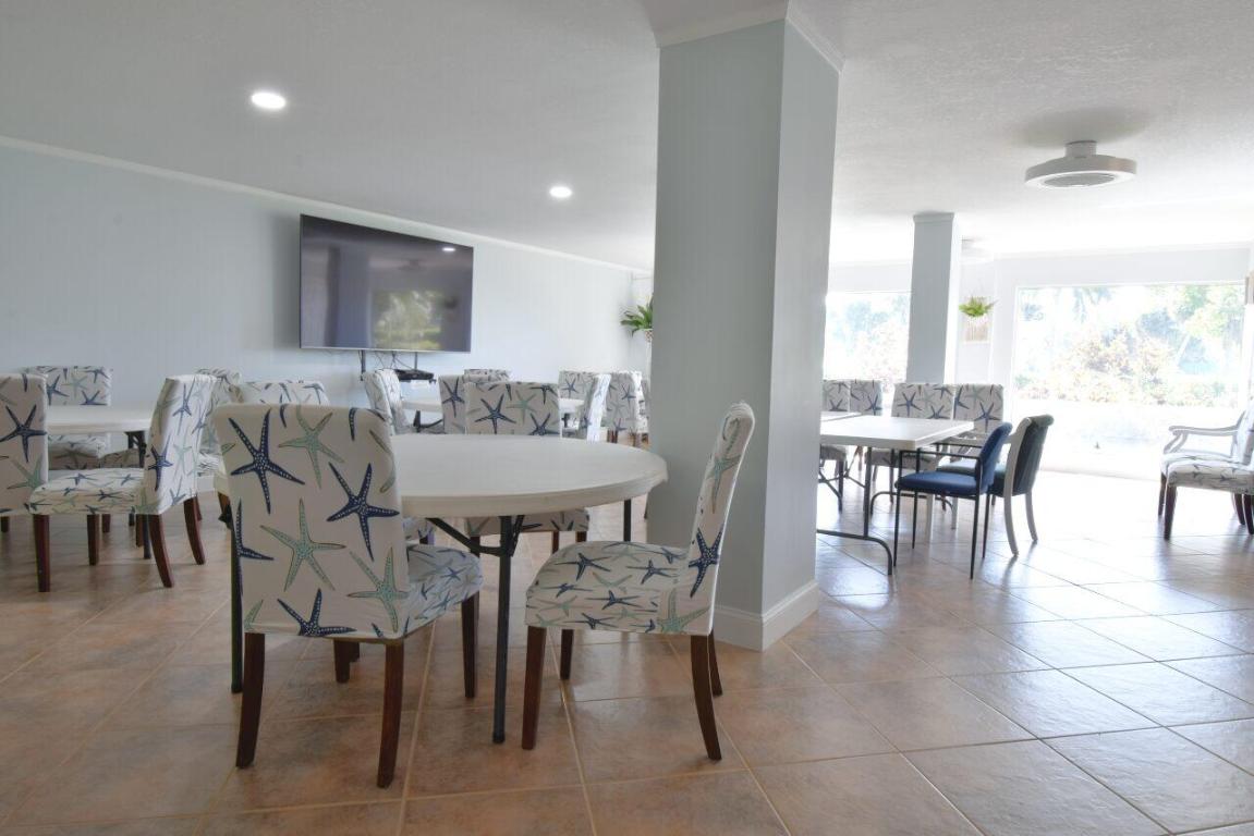 LAKE HARBOUR TOWERS CONDO - Residential