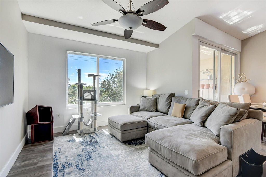 Photo of 224 E Villa Circle #224, Boynton Beach, FL 33435 (MLS # F10413655)