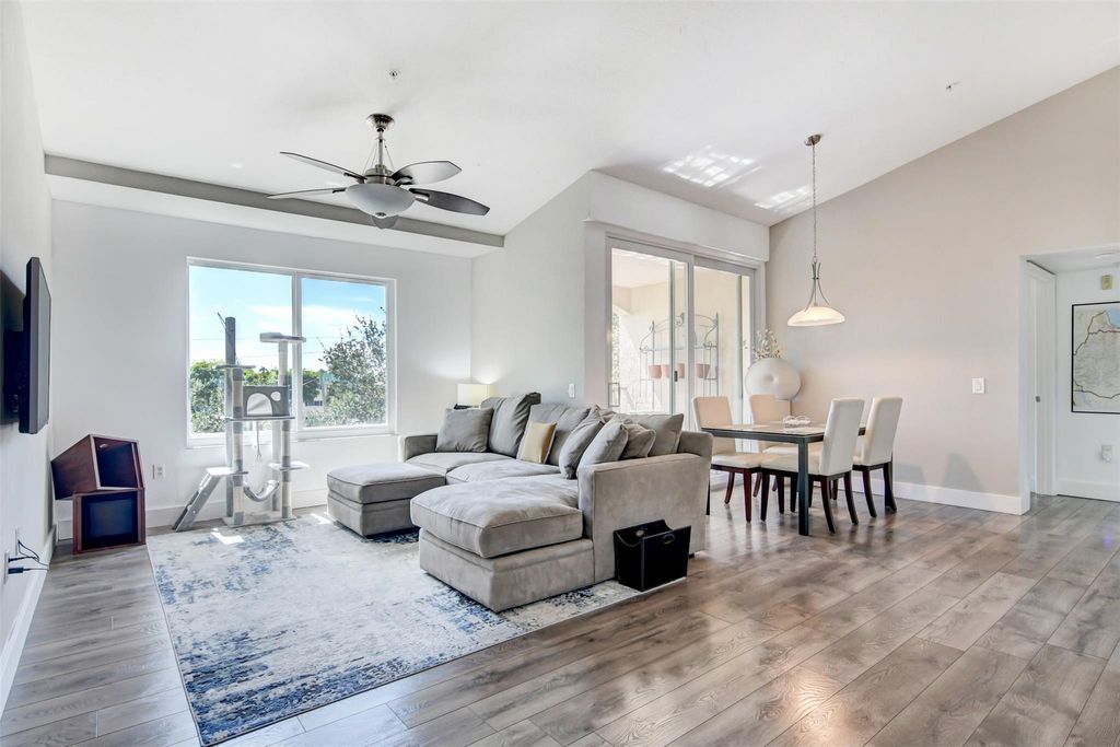 Photo of 224 E Villa Circle #224, Boynton Beach, FL 33435 (MLS # F10413655)