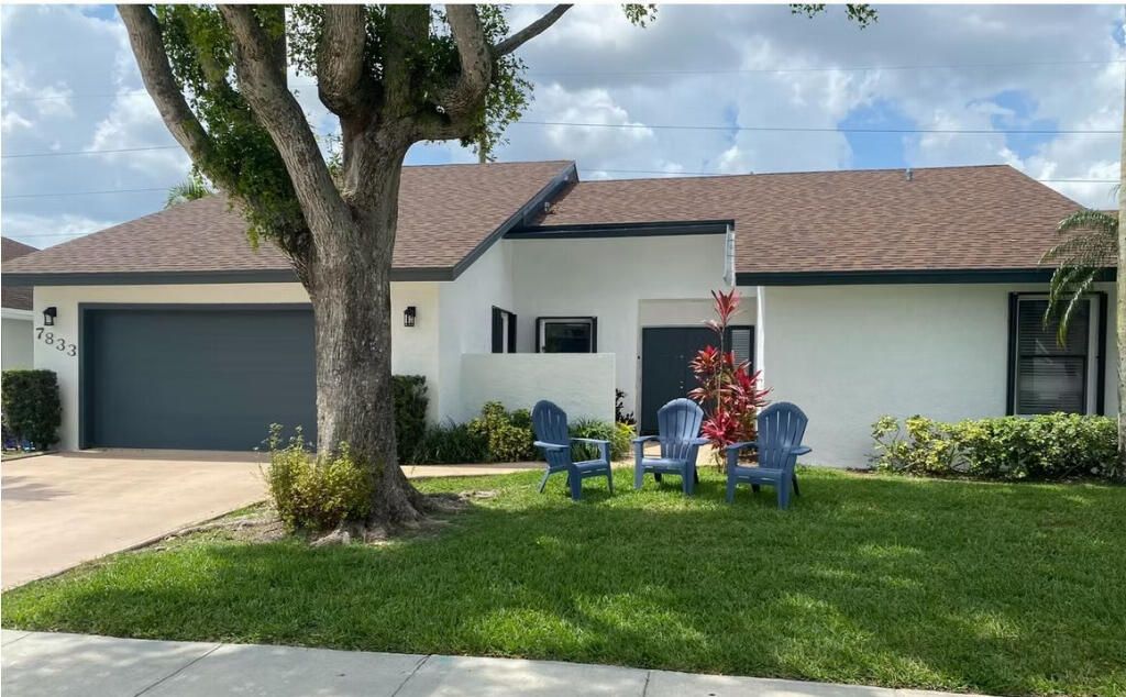 Photo of 7833 San Marcos Place, Boca Raton, FL 33433 (MLS # B26024418)