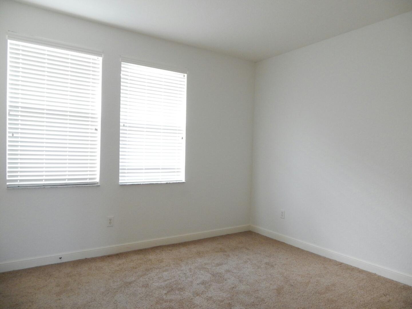 CITYSIDE CONDOMINIUM - Residential Lease