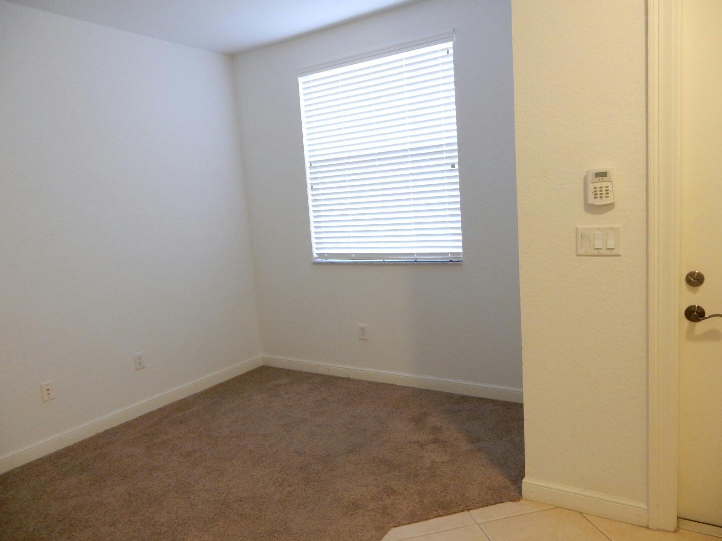 CITYSIDE CONDOMINIUM - Residential Lease