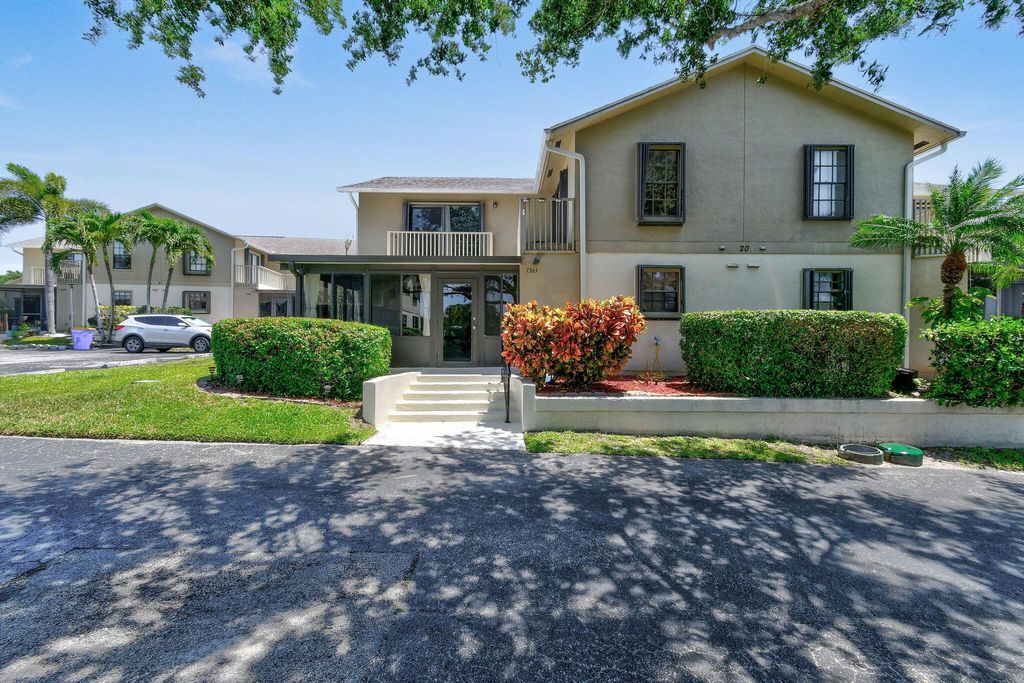 Photo of 7361 SE Jamestown Terrace #2001, Hobe Sound, FL 33455 (MLS # R11107213)