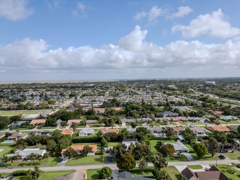 Tiny photo for 11420 NW 26th Street, Plantation, FL 33323 (MLS # B26015119)