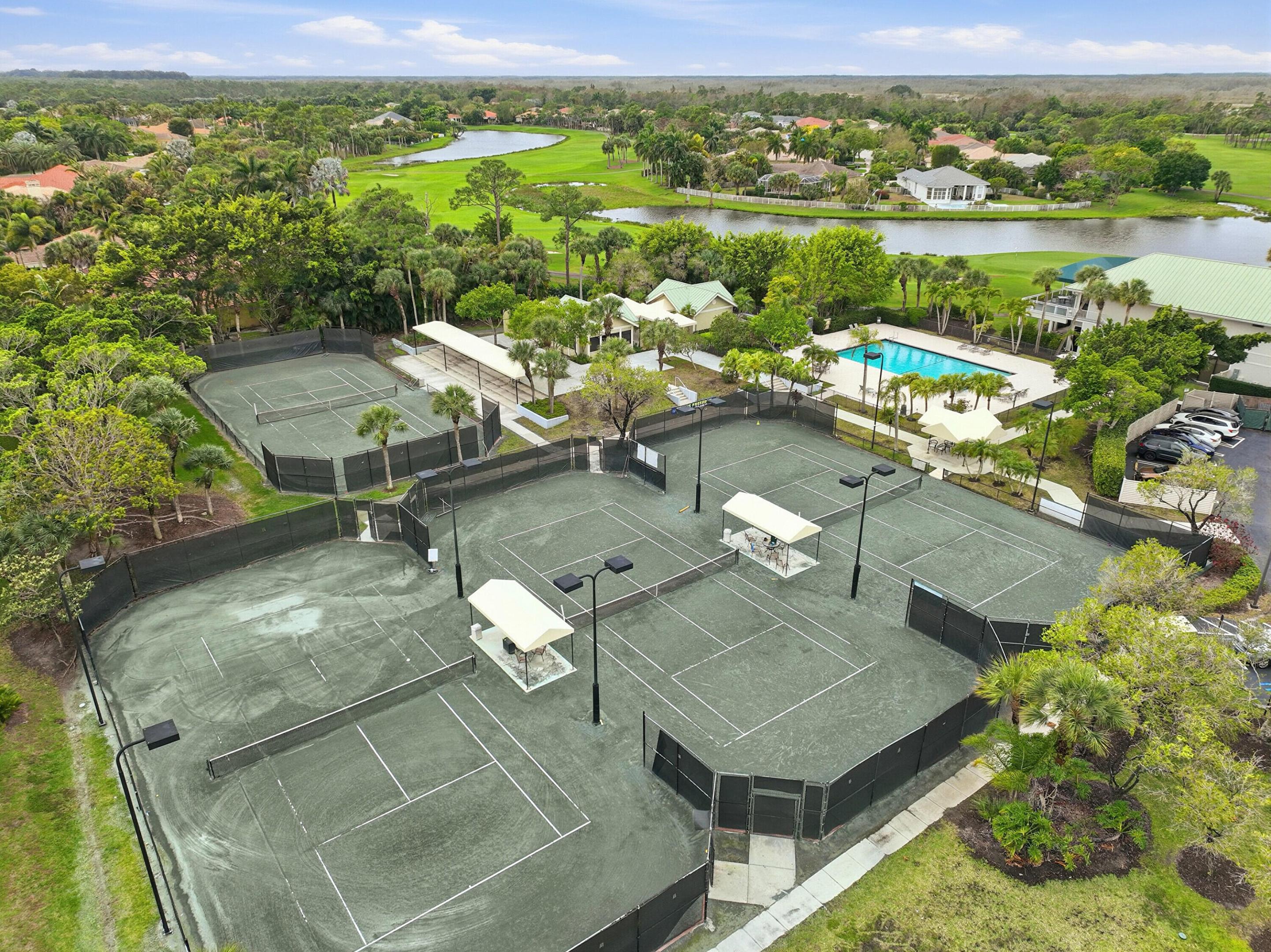 VILLAS OF IRONHORSE - Residential