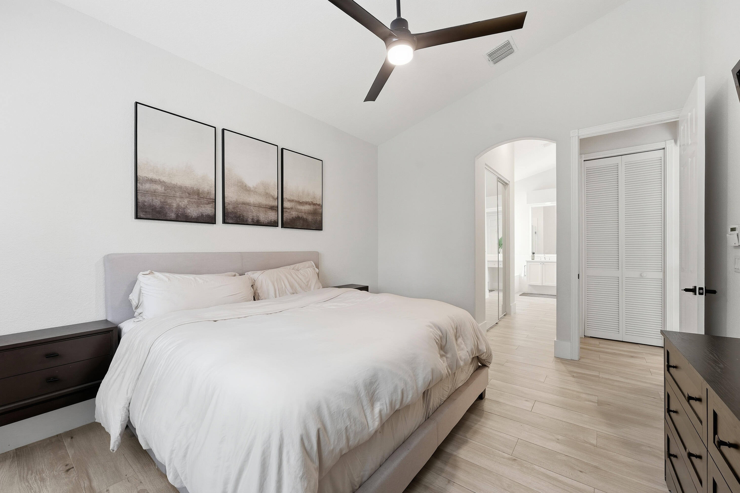 VILLAS OF IRONHORSE - Residential