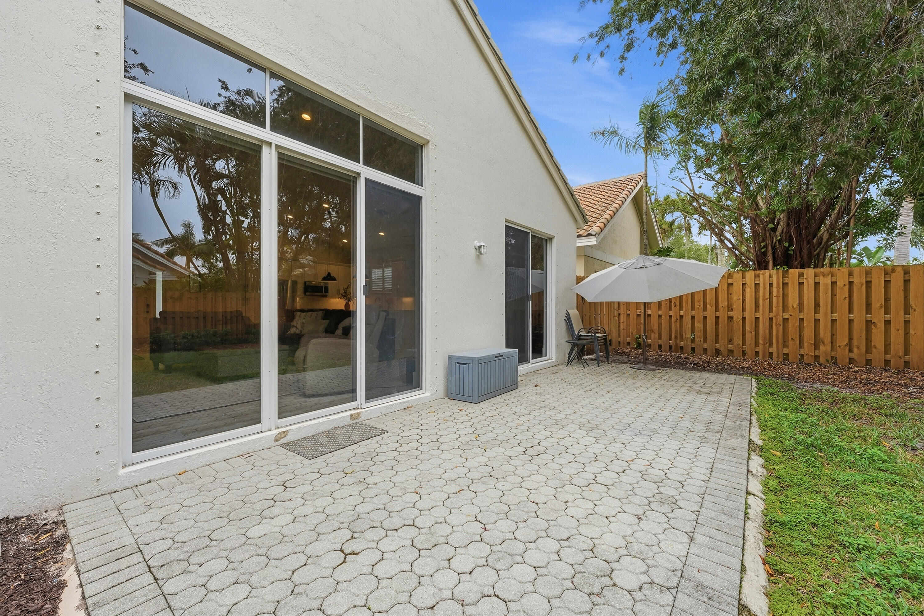 VILLAS OF IRONHORSE - Residential