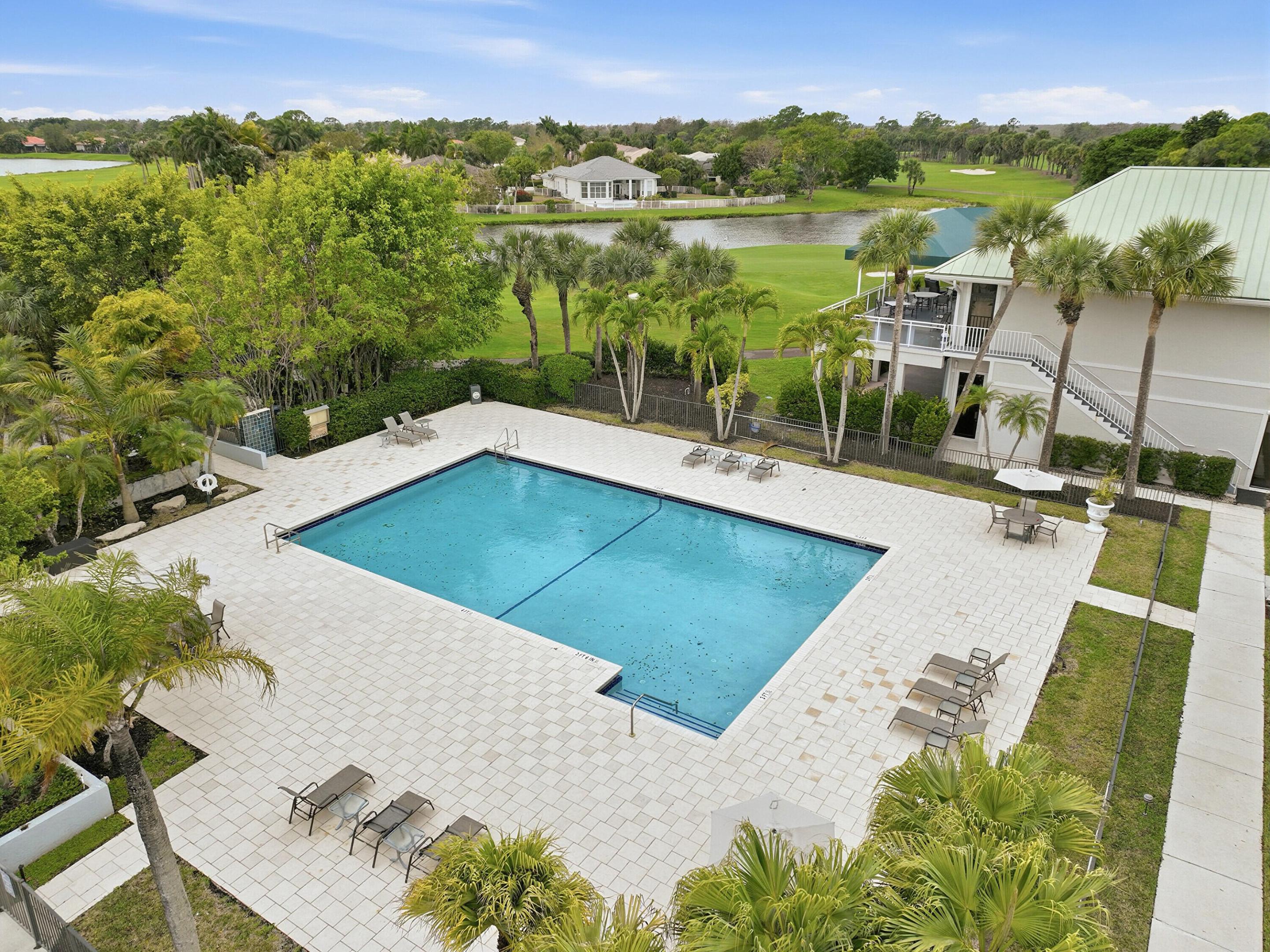 VILLAS OF IRONHORSE - Residential