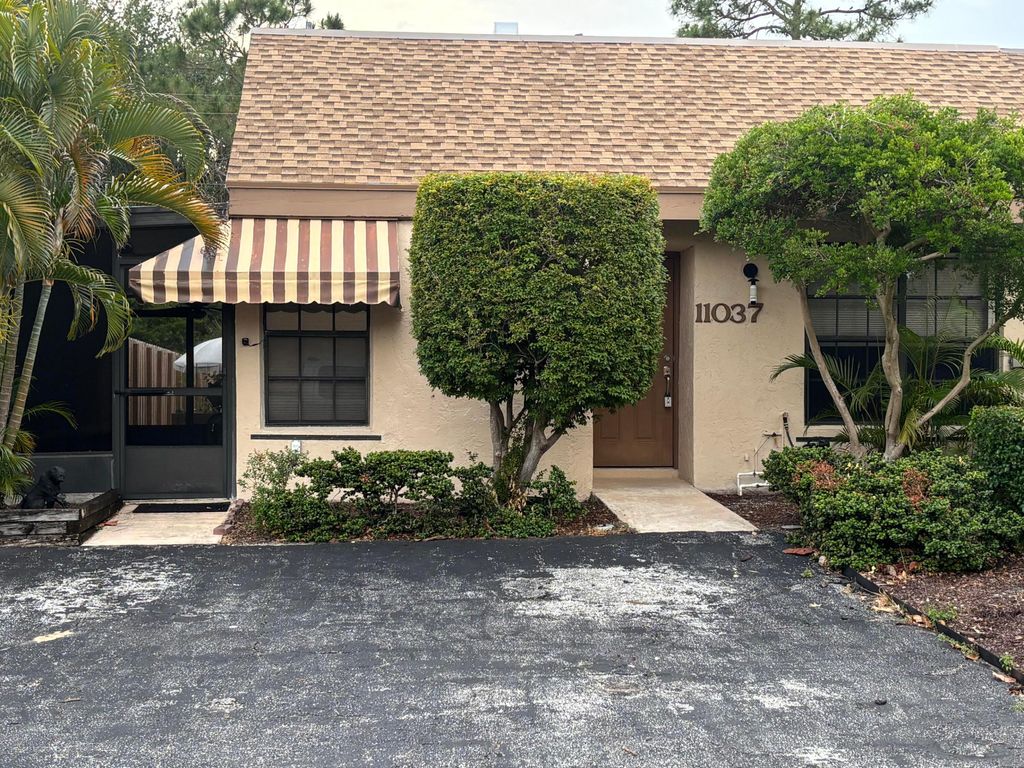 Photo of 11037 Nutmeg Drive, Palm Beach Gardens, FL 33418 (MLS # B26007309)