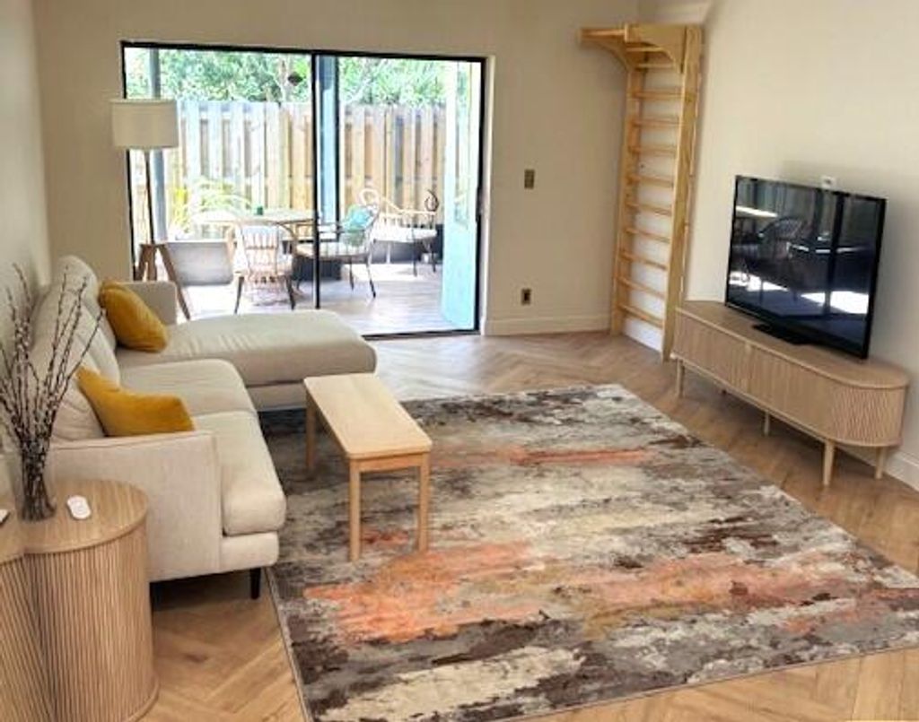 Photo of 11037 Nutmeg Drive, Palm Beach Gardens, FL 33418 (MLS # B26007309)