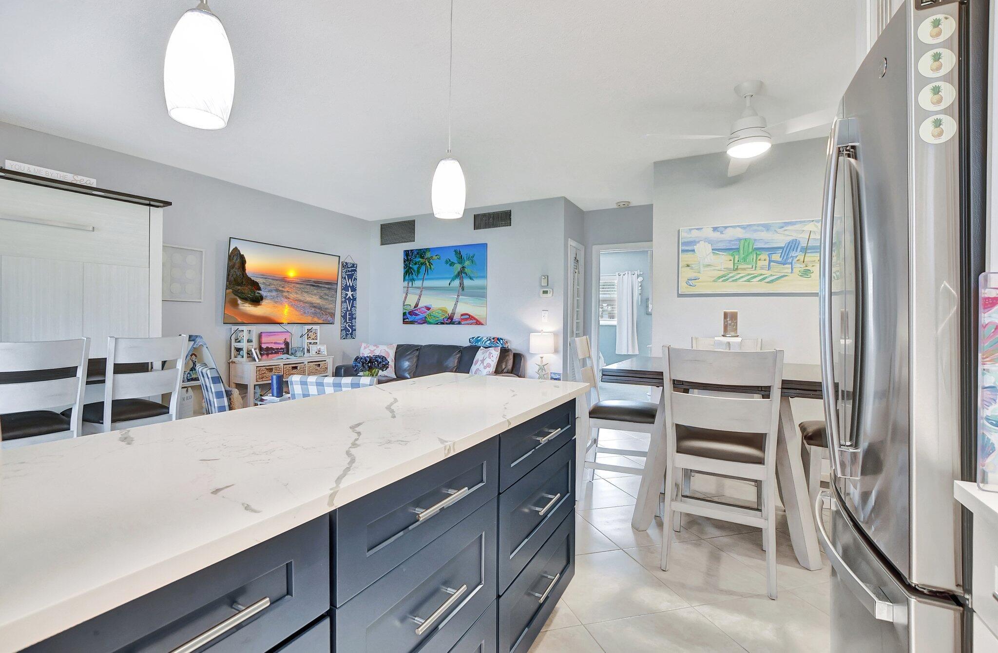 PENTHOUSE CONDO - Residential