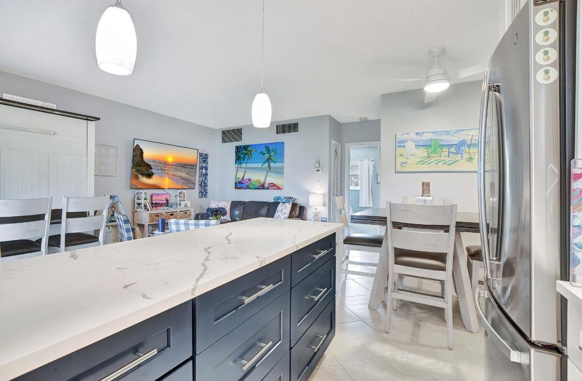 PENTHOUSE CONDO - Residential