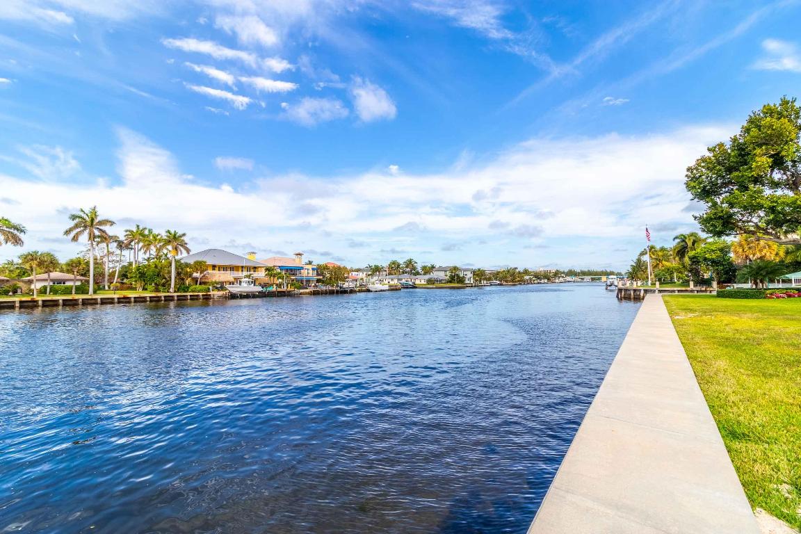 PENTHOUSE CONDO - Residential