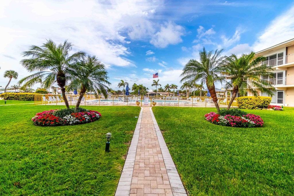 Photo of 745 SE 19th Avenue #124, Deerfield Beach, FL 33441 (MLS # R11144967)