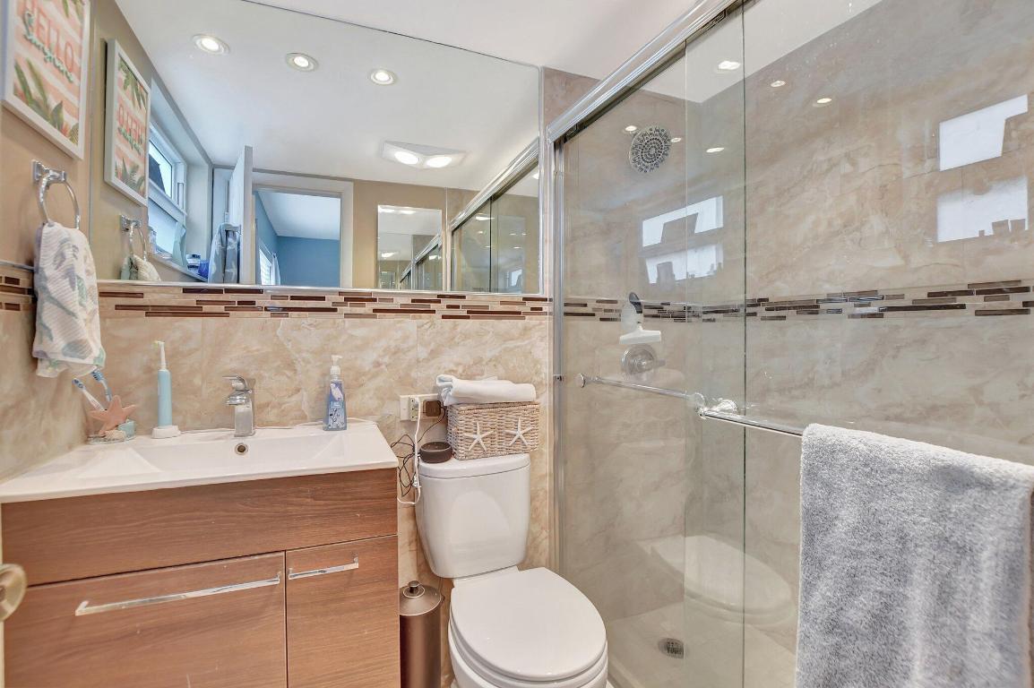 PENTHOUSE CONDO - Residential