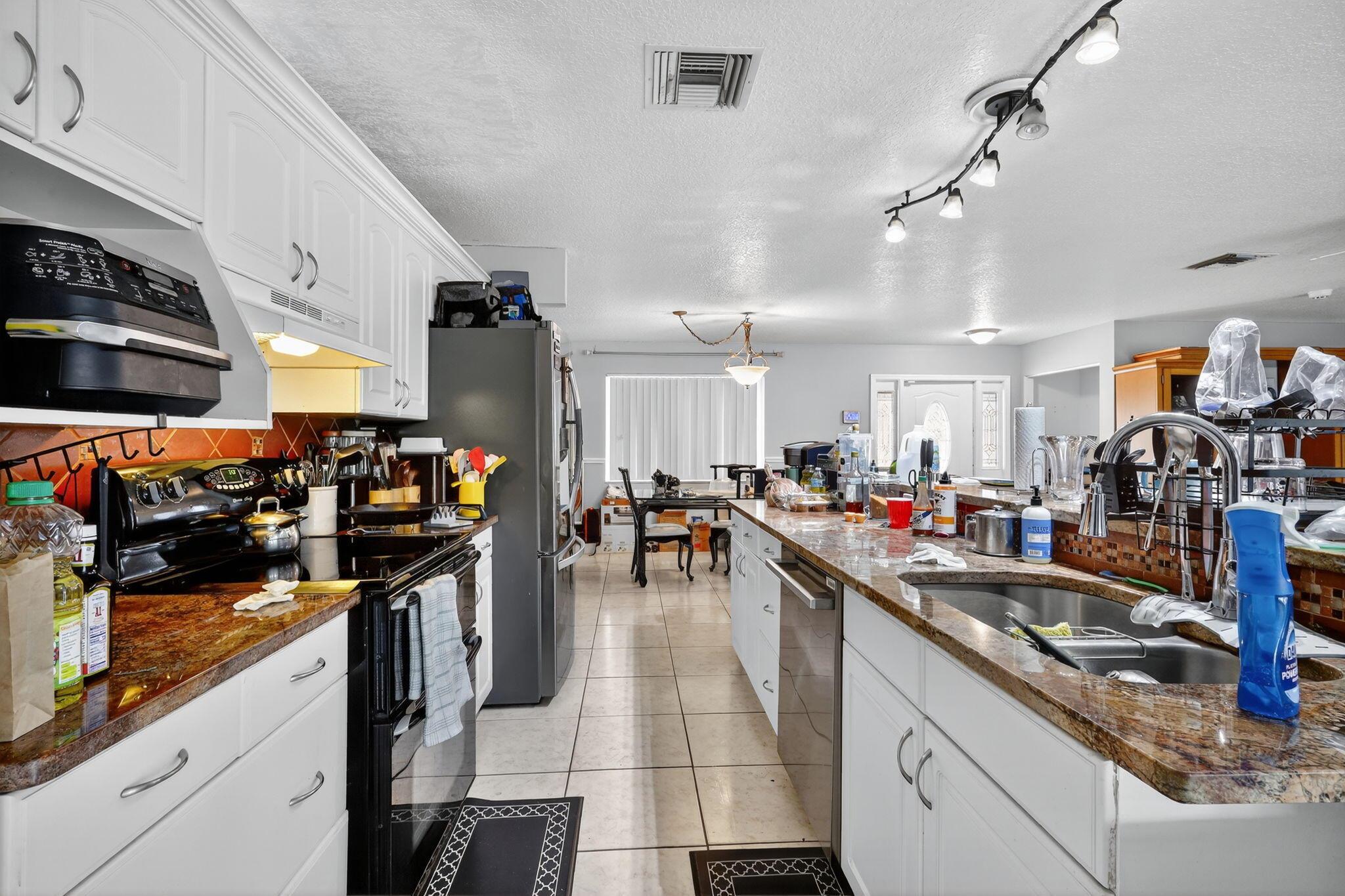 WOODCREST - Residential