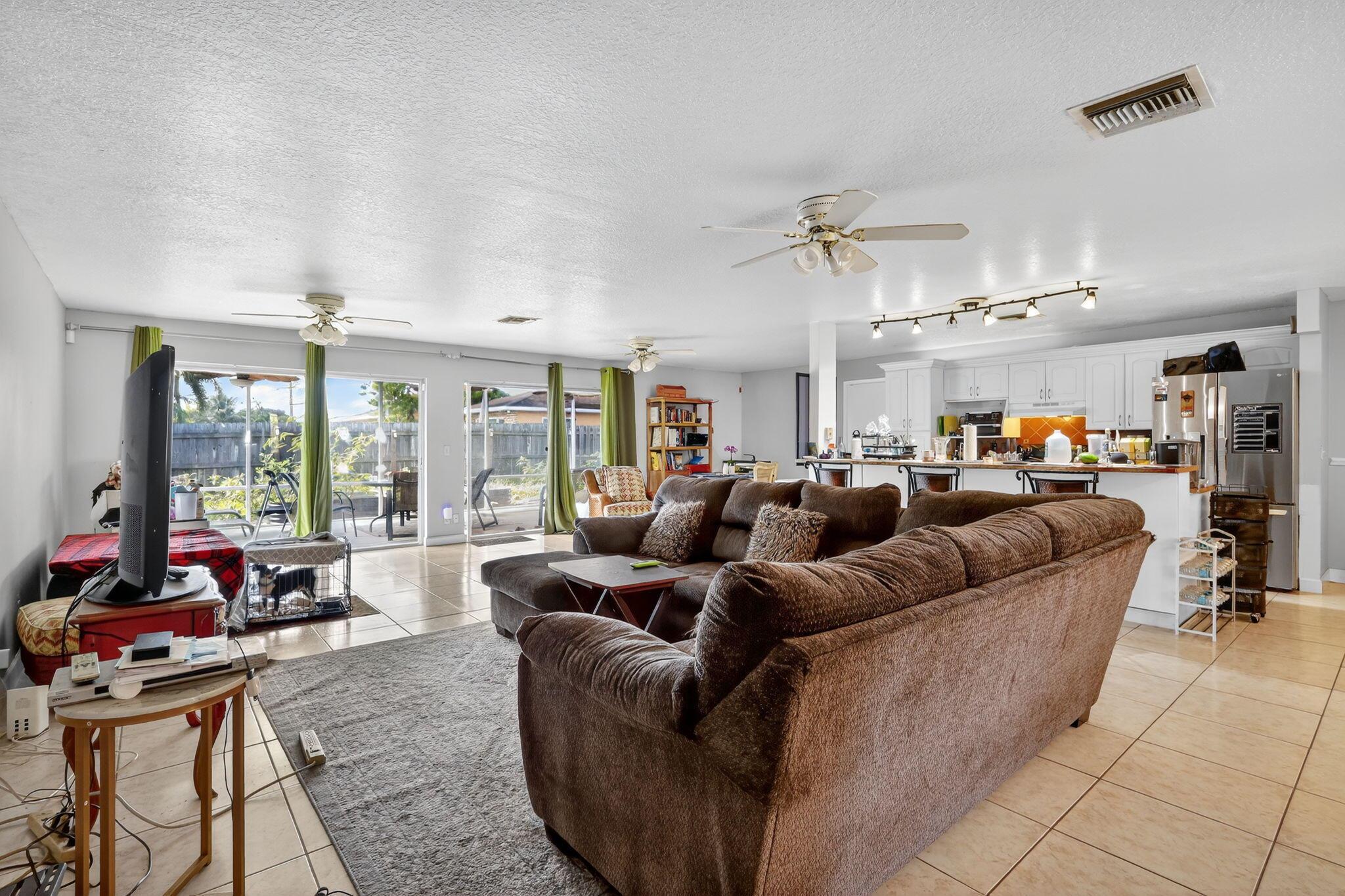 WOODCREST - Residential