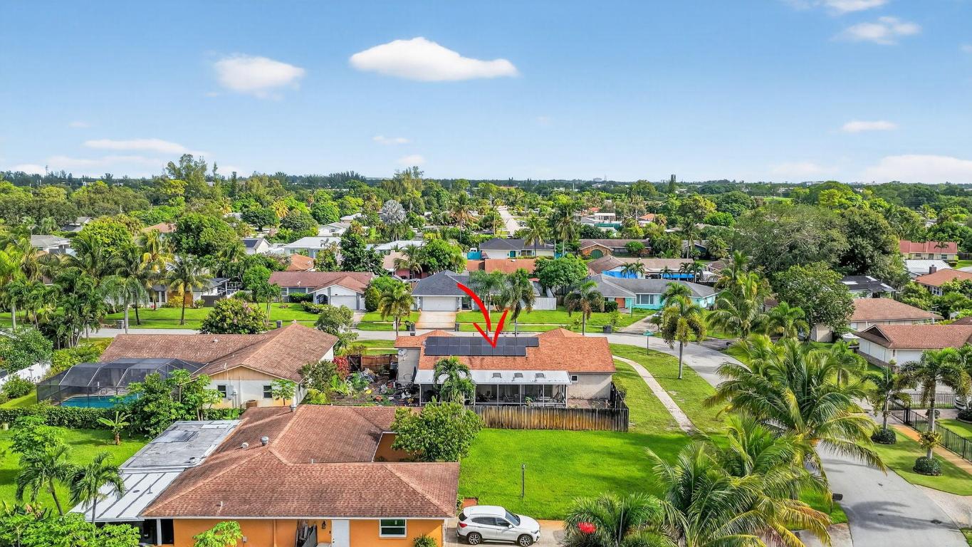 1413 Westchester Drive N