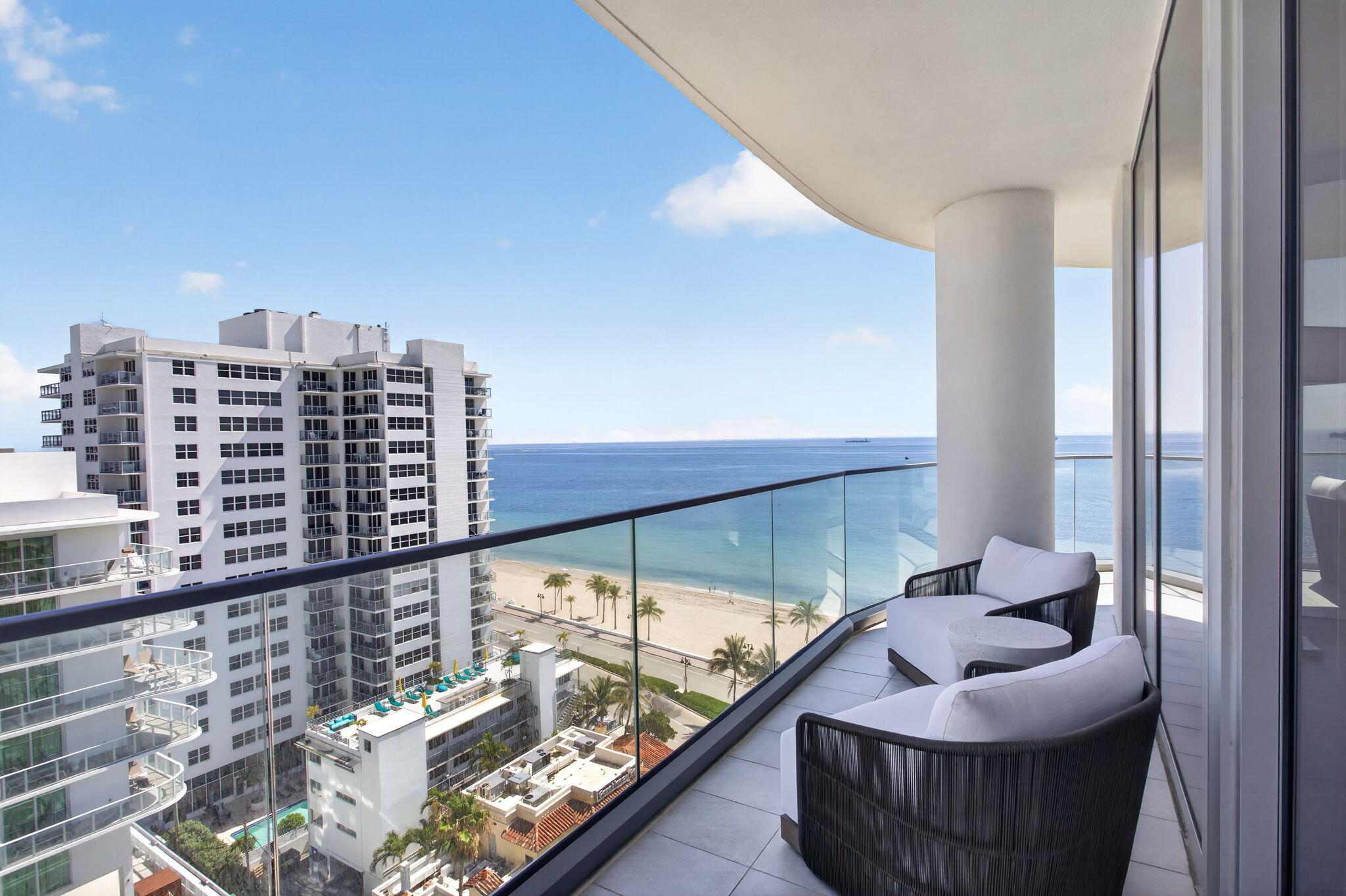 151 N Seabreeze Boulevard 1004
