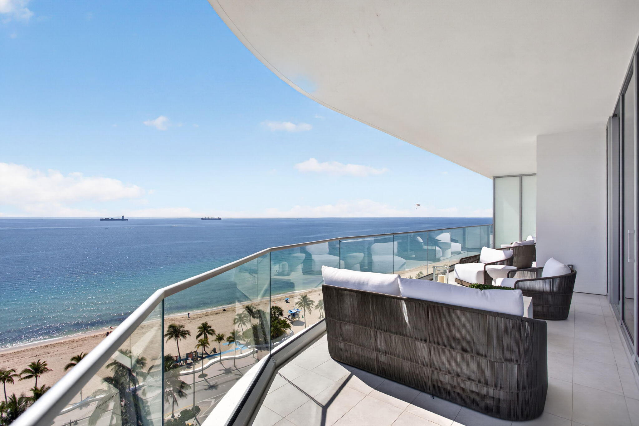 151 N Seabreeze Boulevard 1004