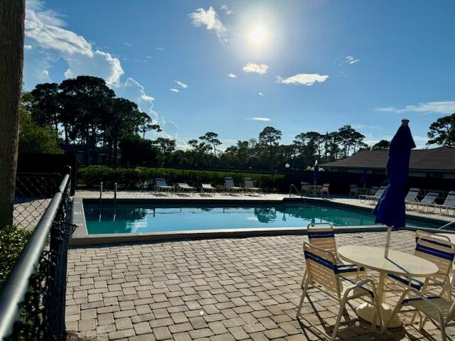 STONES THROW TOWNHOMES - Residential Lease