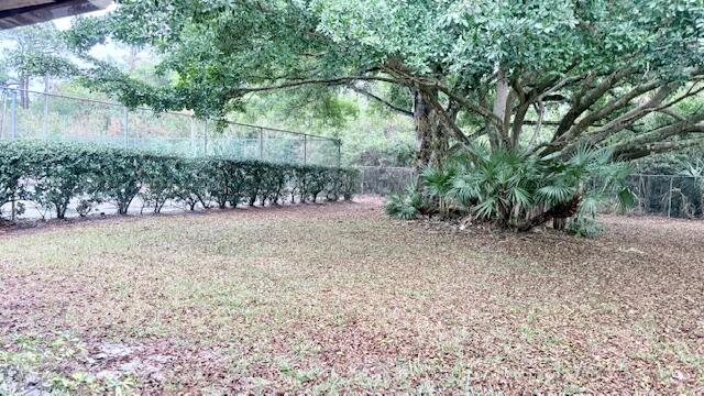 STONES THROW TOWNHOMES - Residential Lease