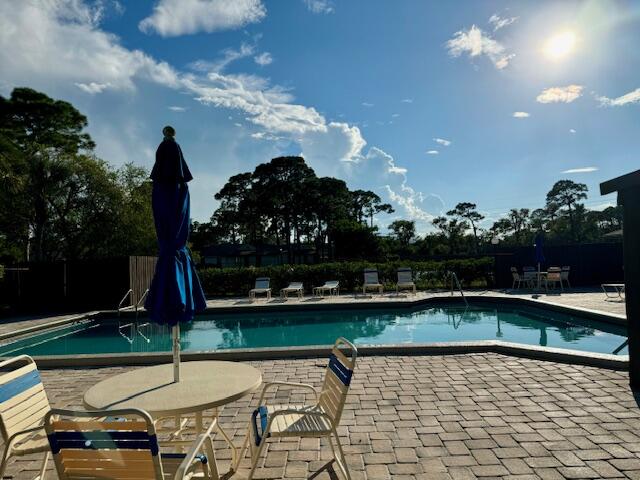 STONES THROW TOWNHOMES - Residential Lease